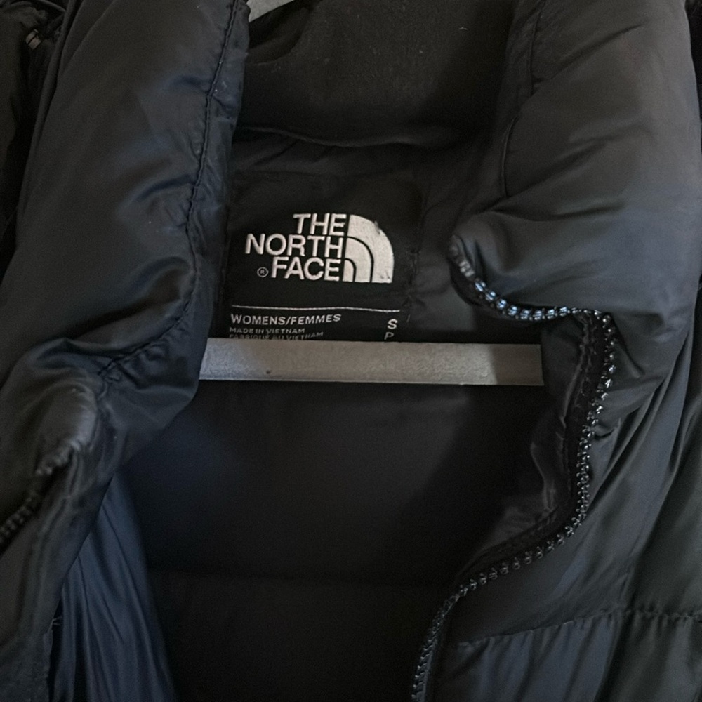 The Northface Metropolis Women’s Parka- black/small